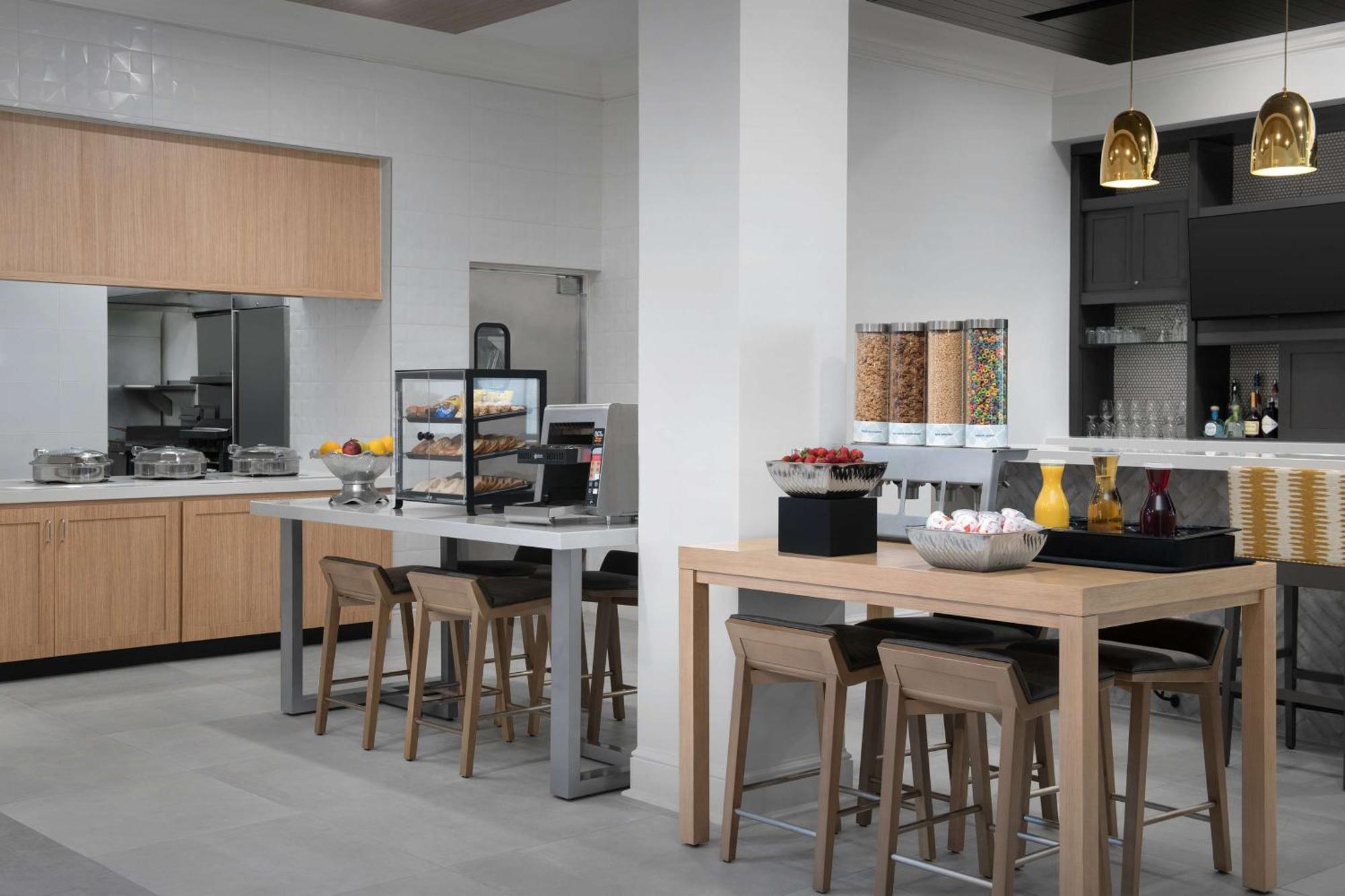 Hilton Garden Inn West Lafayette Wabash Landing Экстерьер фото